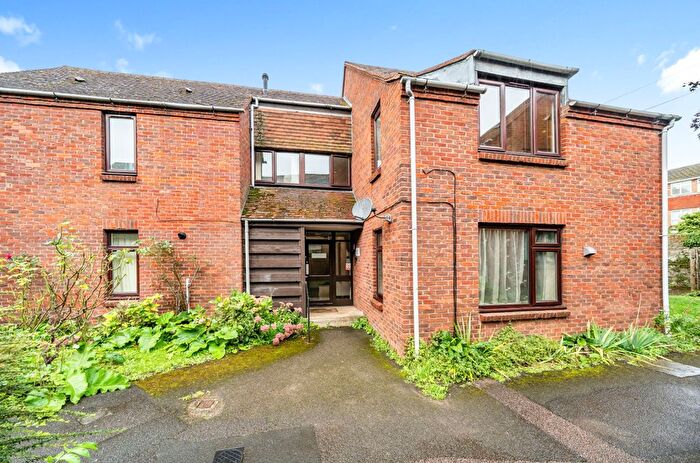 1 Bedroom Studio To Rent In Dodson Court, Abingdon, OX14