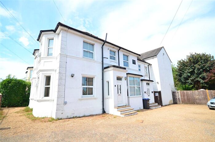 2 Bedroom Apartment For Sale In Hanover House, Moat Road, East Grinstead, RH19