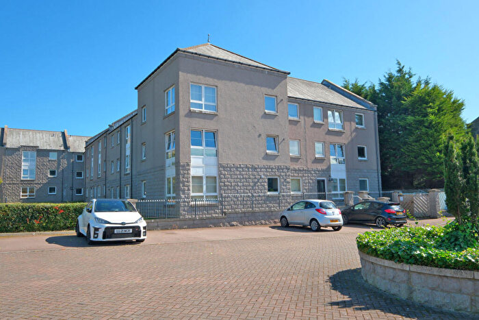 3 Bedroom Flat For Sale In Mary Elmslie Court, King Street, The City Centre, Aberdeen, AB24
