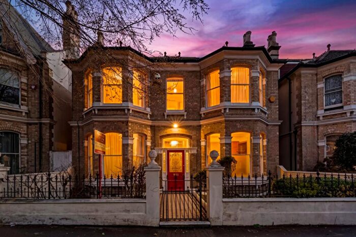 6 Bedroom Detached House For Sale In Sackville Road, Hove, BN3