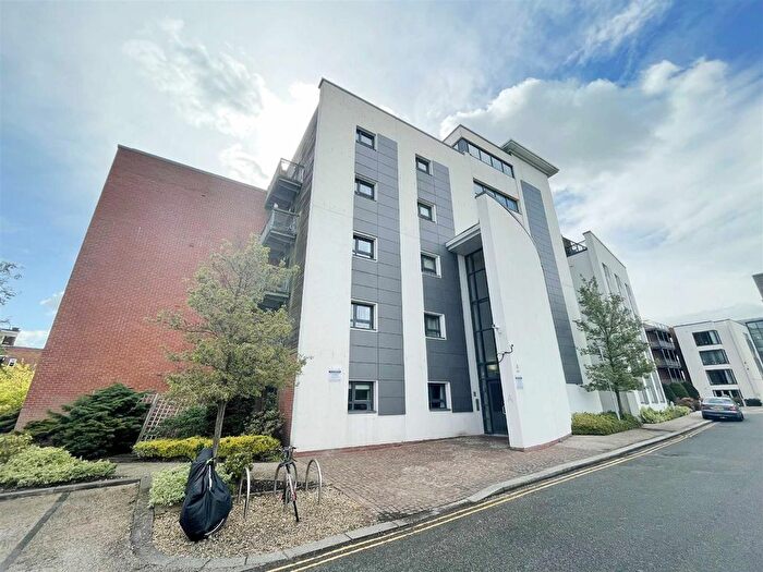 2 Bedroom Flat To Rent In Citi Peak, Wilmslow Road, Manchester, M20