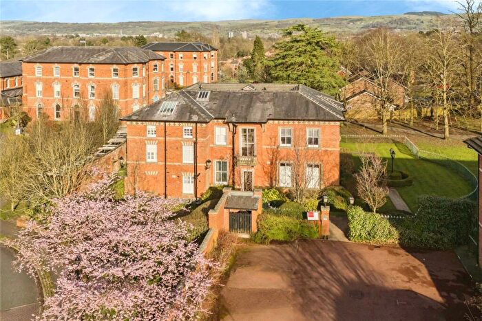 2 Bedroom Flat For Sale In Blandford Drive, Macclesfield, Cheshire, SK11