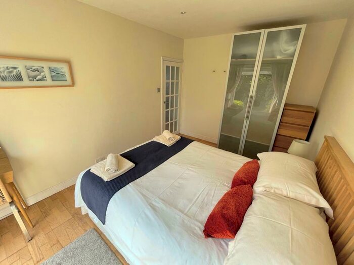 2 Bedroom Semi-Detached Bungalow For Sale In Thistleboon Drive, Mumbles, Swansea, SA3