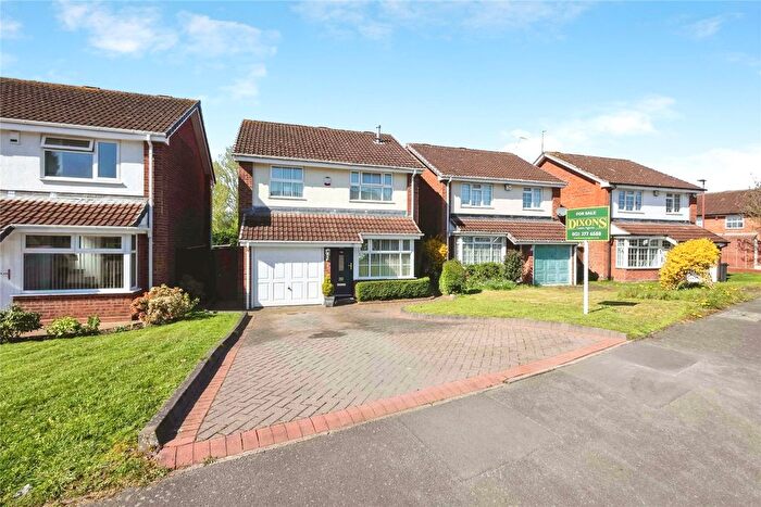 3 Bedroom Detached House For Sale In Deerham Close, Birmingham, West Midlands, B23