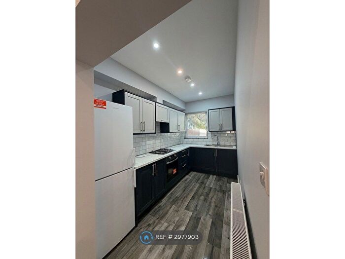 3 Bedroom Detached House To Rent In Colmore Road, Enfield, EN3