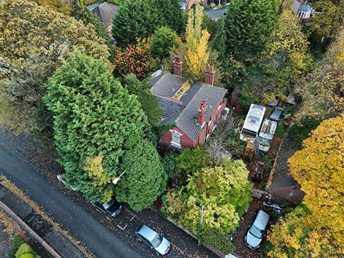 5 Bedroom Detached House For Sale In Coles Lane, West Bromwich, B71