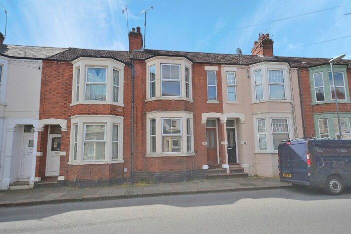 3 Bedroom Terraced House To Rent In Southampton Road, Northampton, NN4