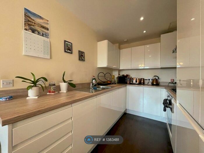 1 Bedroom Flat To Rent In Nettleton Mews, Bedford, MK42