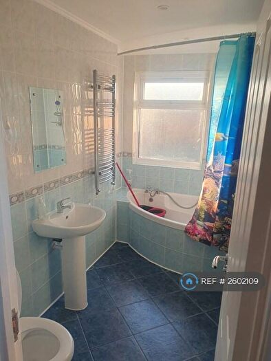 3 Bedroom Semi-Detached House To Rent In Lower Broad Street, Dagenham, RM10