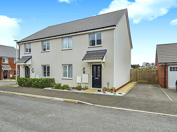 3 Bedroom Semi-Detached House For Sale In Woodpecker Close, Westward Ho!, EX39