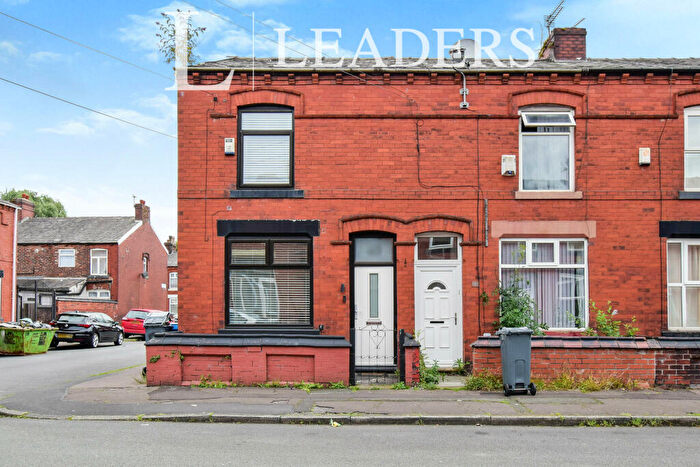 3 Bedroom End Of Terrace House To Rent In Loring Street, M40