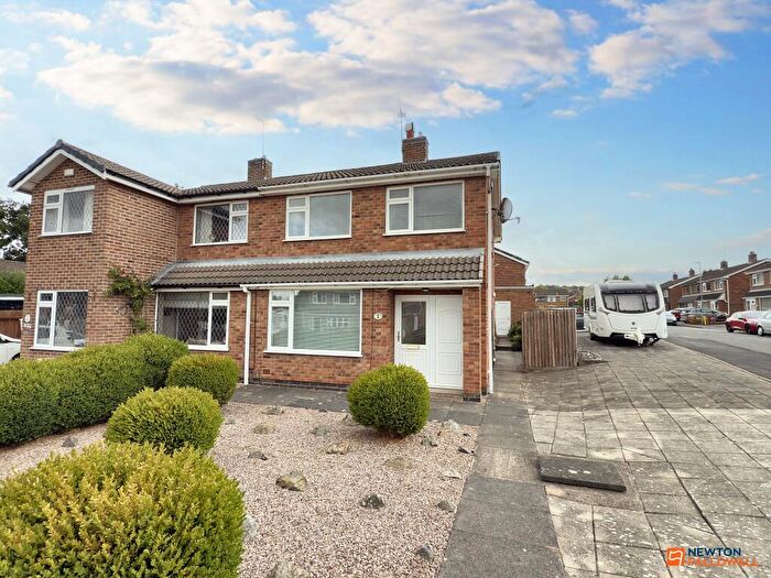 3 Bedroom Semi-Detached House For Sale In Kenmore Crescent, Coalville, LE67