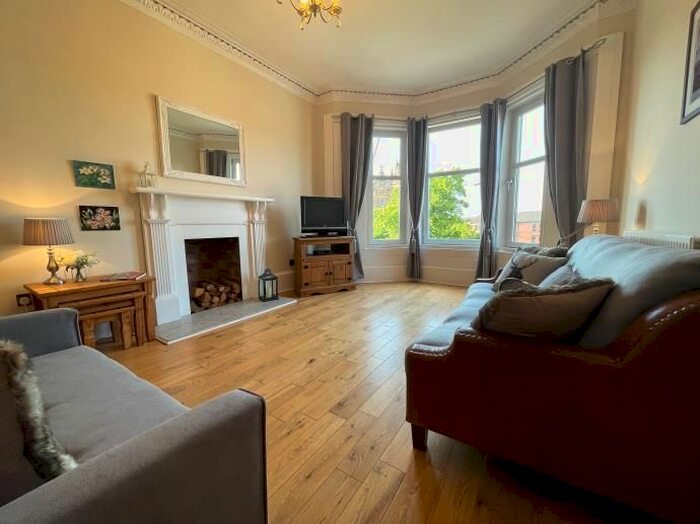 1 Bedroom Flat To Rent In Dixon Avenue, Glasgow, G42