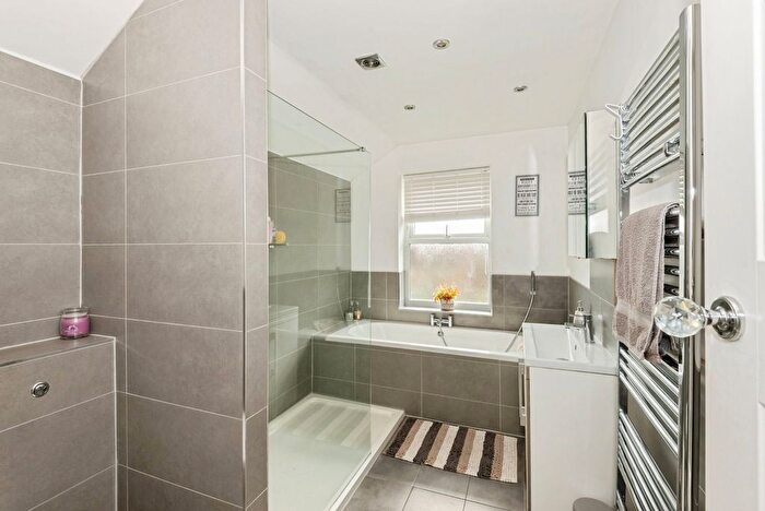 3 Bedroom Semi-Detached House For Sale In Osborne Road, Redhill, Surrey, RH1