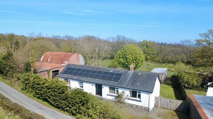 3 Bedroom Smallholding For Sale In Dihewyd, Lampeter, SA48