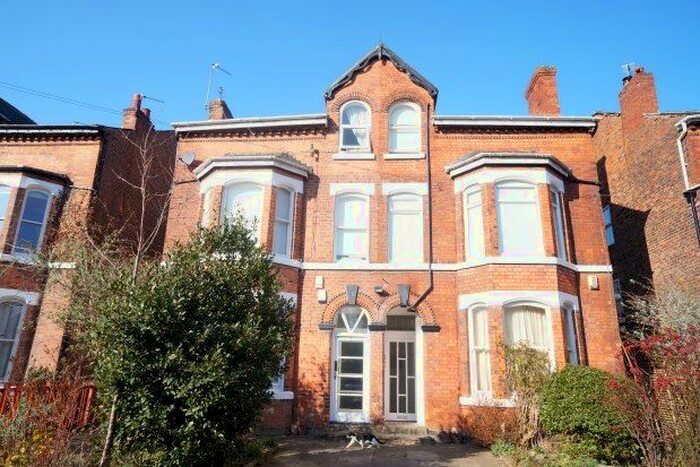 1 Bedroom Flat To Rent In Claremont Grove, Manchester, M20