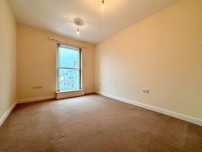 1 Bedroom Flat To Rent In Bath Road, Cheltenham, GL53