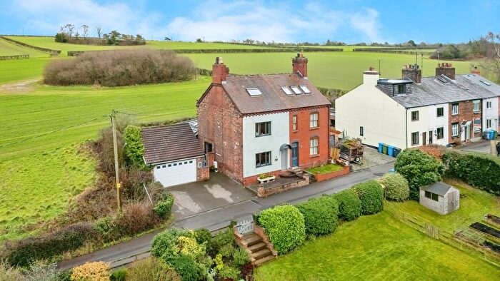 3 Bedroom Semi Detached House For Sale In Cottons Bridge, Warrington, Cheshire, WA4