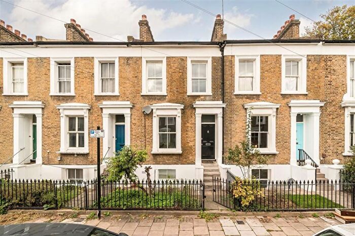 4 Bedroom Terraced House To Rent In Evandale Road, Stockwell, SW9