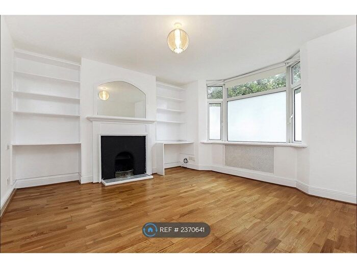 1 Bedroom Flat To Rent In Drayton Bridge Road, London, W7