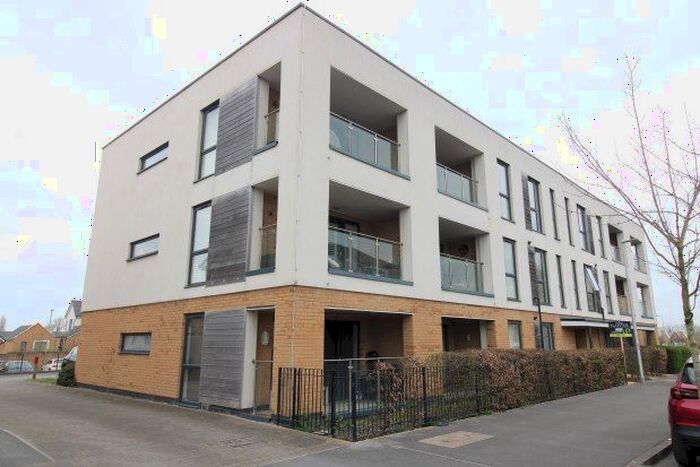 2 Bedroom Flat To Rent In Cranwell Road, Weston-Super-Mare, BS24