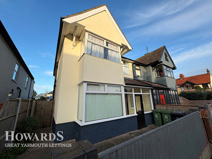 2 Bedroom Flat To Rent In Hamilton Road, Great Yarmouth, NR30