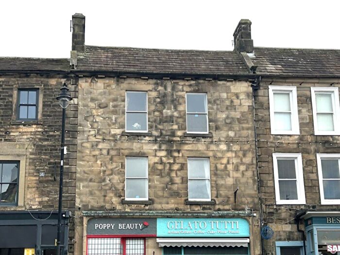 4 Bedroom Apartment For Sale In Market Place, Barnard Castle, County Durham, DL12