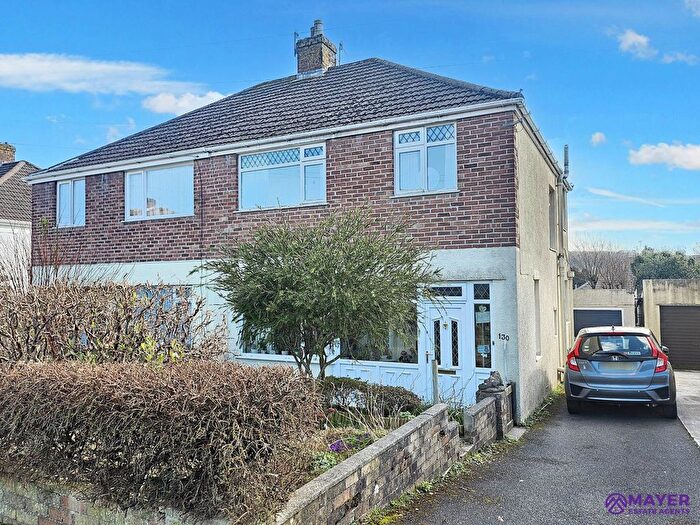 3 Bedroom Semi-Detached House For Sale In St Margarets Road, Plympton, PL7