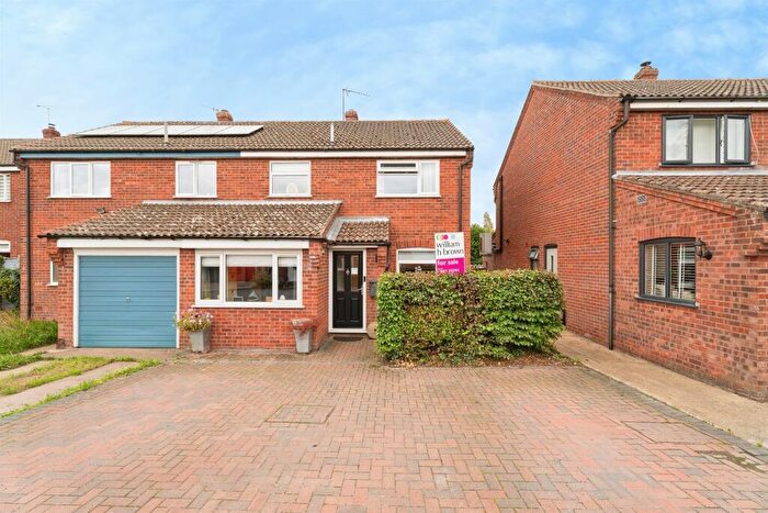 4 Bedroom Semi Detached House For Sale In Old Turnpike Road, Roughton, Norwich, NR11