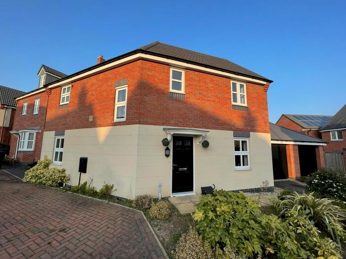 3 Bedroom Terraced House To Rent In Calvos Close, Leicester, LE4