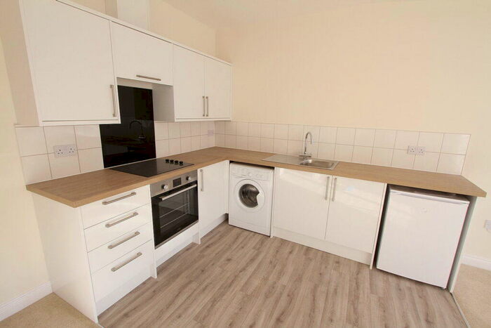 1 Bedroom Apartment To Rent In Charter Mews, Castle Street, Banbury, Oxon, OX16