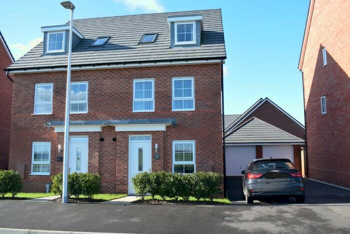 4 Bedroom Semi-Detached House To Rent In Dovecote Drive, Nuneaton, Warwickshire, CV10