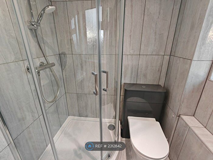 1 Bedroom Flat To Rent In Northdown Road, Hatfield, AL10