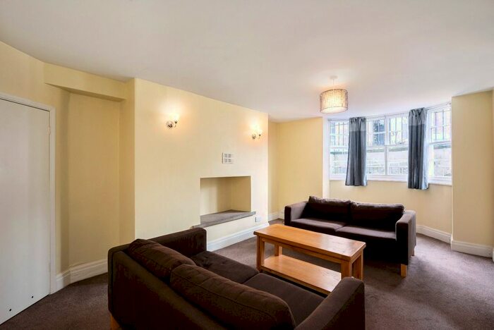 1 Bedroom Flat To Rent In St. Marys, Bootham, York, YO30