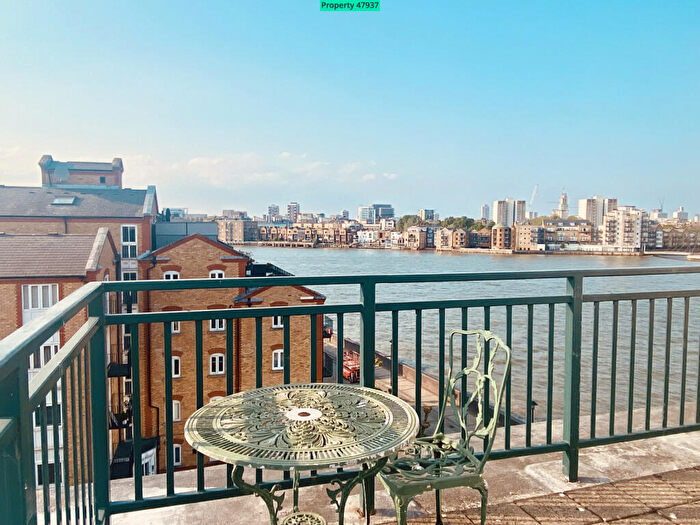 1 Bedroom Flat For Sale In Canada Wharf, Rotherhithe Street, London, SE16