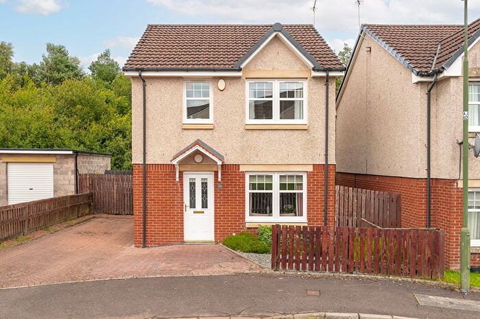 3 Bedroom Detached House For Sale In Forrest Place, Armadale, EH48