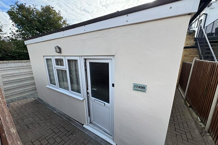 1 Bedroom Flat To Rent In B London Road, SS9