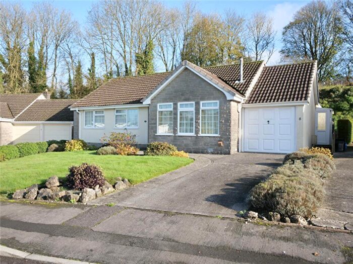 3 Bedroom Bungalow For Sale In Charlton Close, Shepton Mallet, BA4