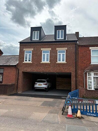 3 Bedroom Terraced House To Rent In Margetts Road, Kempston, MK42