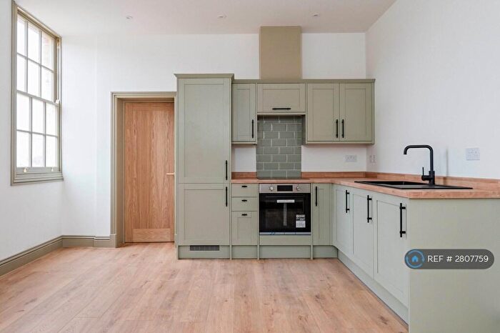 1 Bedroom Flat To Rent In North Bar Street, Banbury, OX16