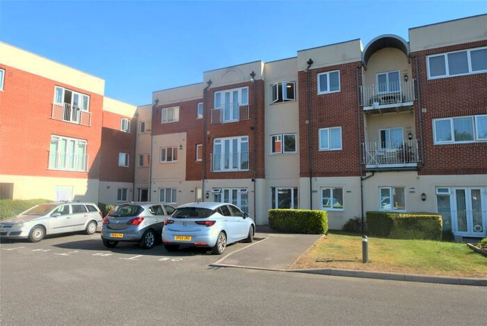 2 Bedroom Property To Rent In Wolf Lane, Windsor, Berkshire, SL4