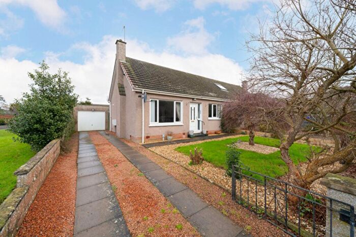 2 Bedroom Semi-Detached House For Sale In Drumdryan Place, Cupar, KY15