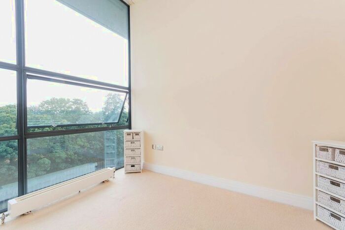 1 Bedroom Flat To Rent In Point Wharf Lane, Brentford, TW8