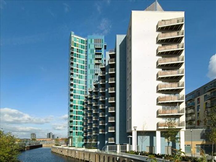 2 Bedroom Apartment To Rent In High Street, London, E15