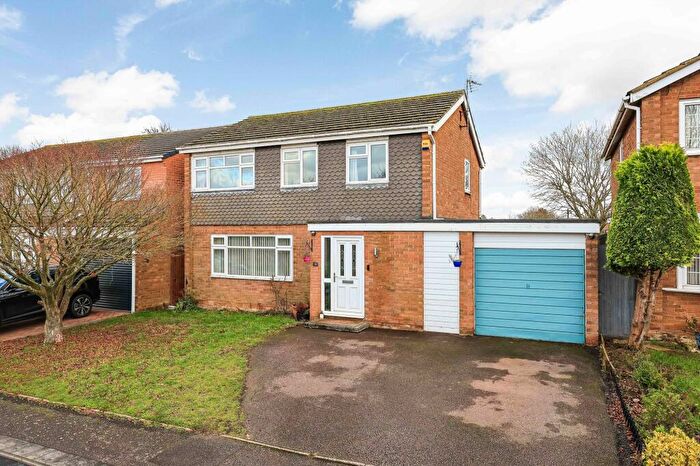 4 Bedroom Detached House For Sale In Roundhouse Drive, Perry, PE28