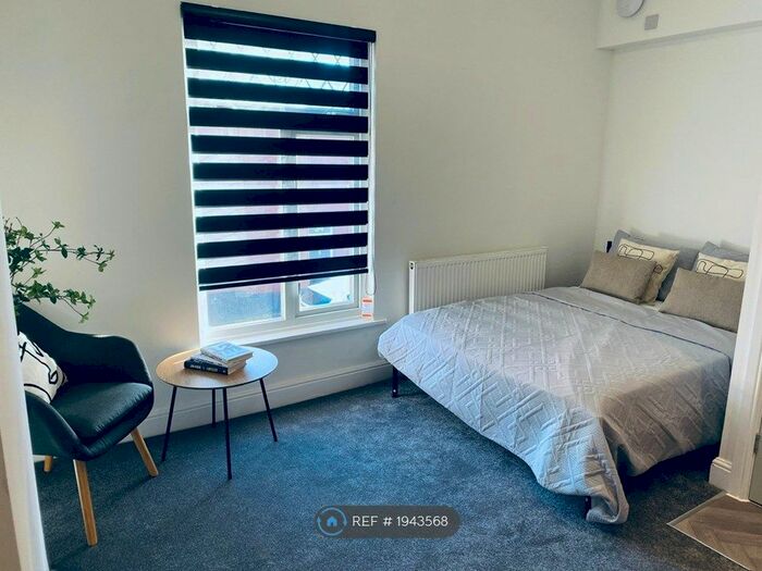 Studio To Rent In Studio, Derby, DE1