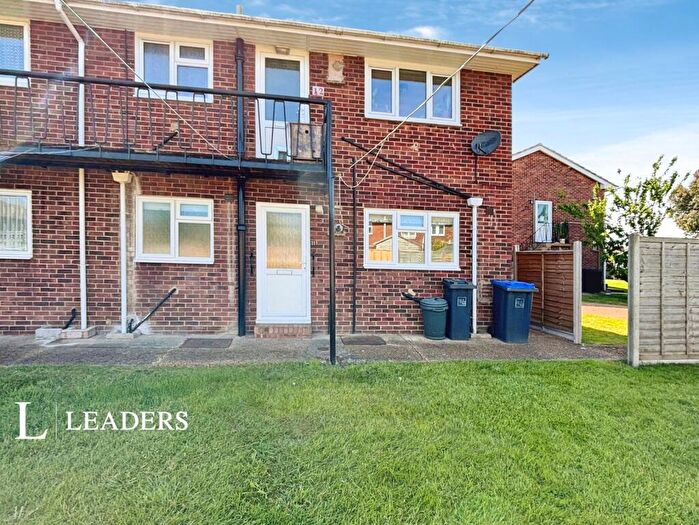 1 Bedroom Apartment For Sale In Harrison Court, Worthing, BN14