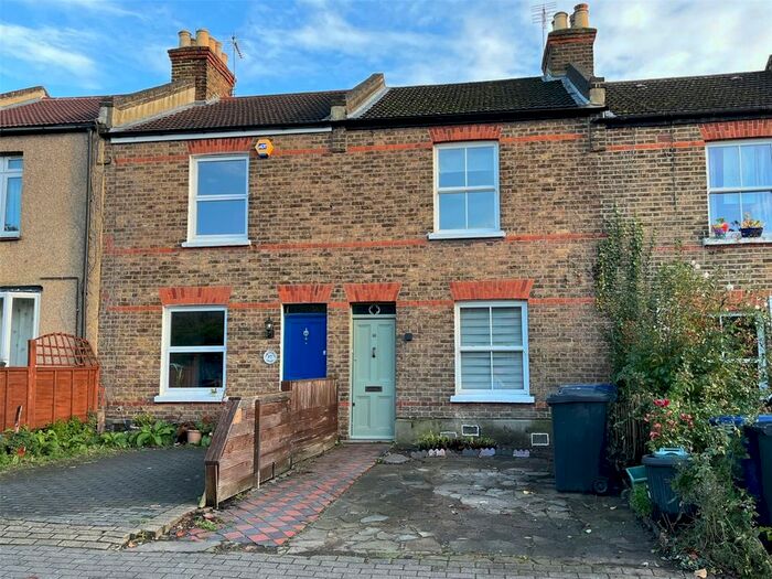 3 Bedroom Terraced House To Rent In Mountfield Road, Ealing Broadway, London, W5