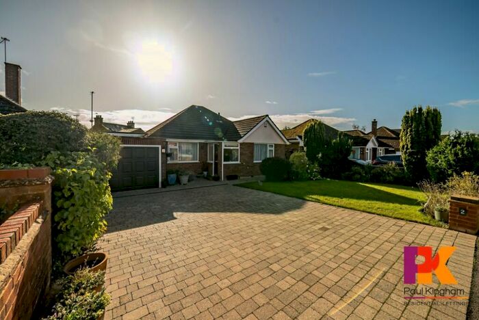 4 Bedroom Detached House To Rent In Sedgmoor Gardens, Flackwell Heath, HP10