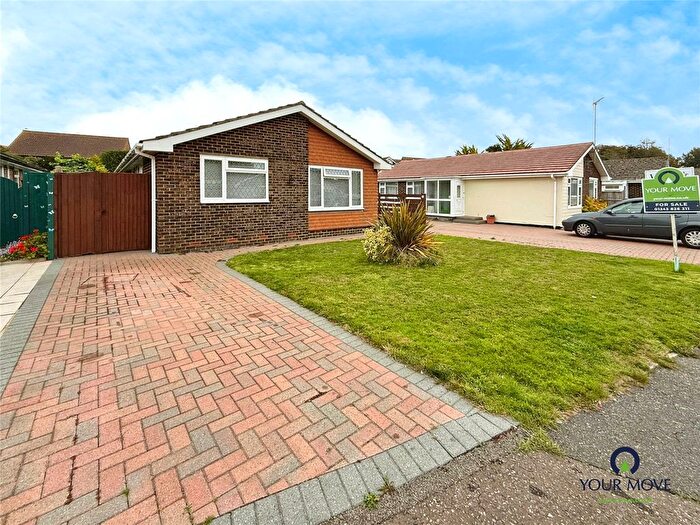 3 Bedroom Bungalow For Sale In Westminster Drive, Bognor Regis, West Sussex, PO21